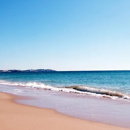 La Torre Oceanside カンブリルス