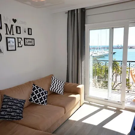 La Torre Oceanside 坎布里尔斯