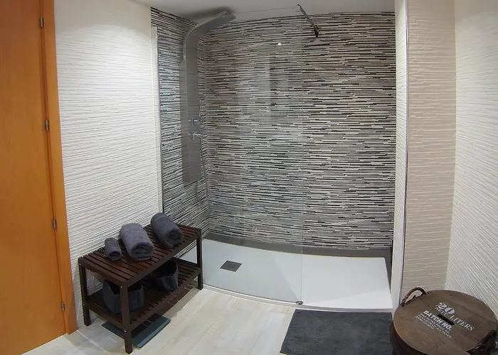 La Torre Oceanside Апартаменты Камбрильс