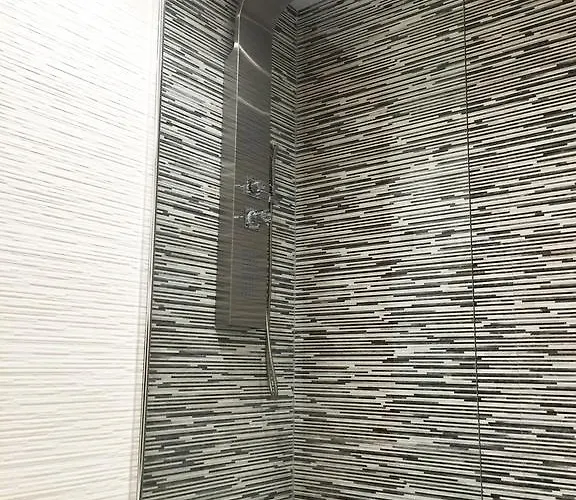 La Torre Oceanside * Камбрильс