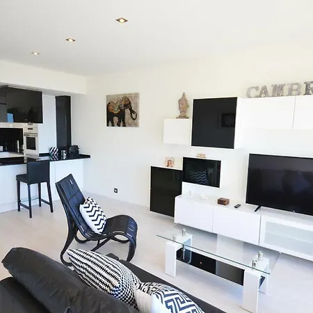 La Torre Oceanside Apartmán *