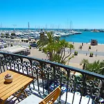 Daire La Torre Oceanside *